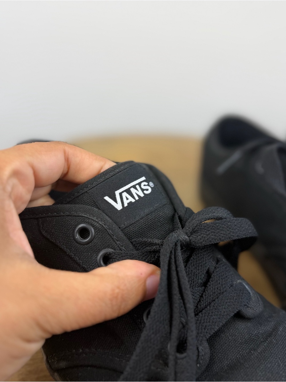 •VANS• Mens Atwood Skate Sneaker Size 9.5 Black - Picture 4 of 9